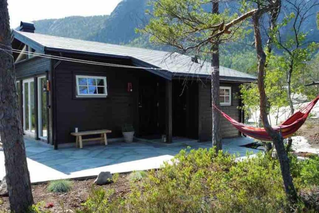 Cosy Cabin Between Lake And Mountain Treungen Luaran gambar