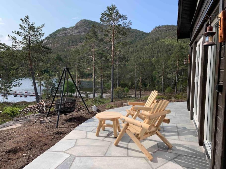 Cosy Cabin Between Lake And Mountain Treungen Luaran gambar